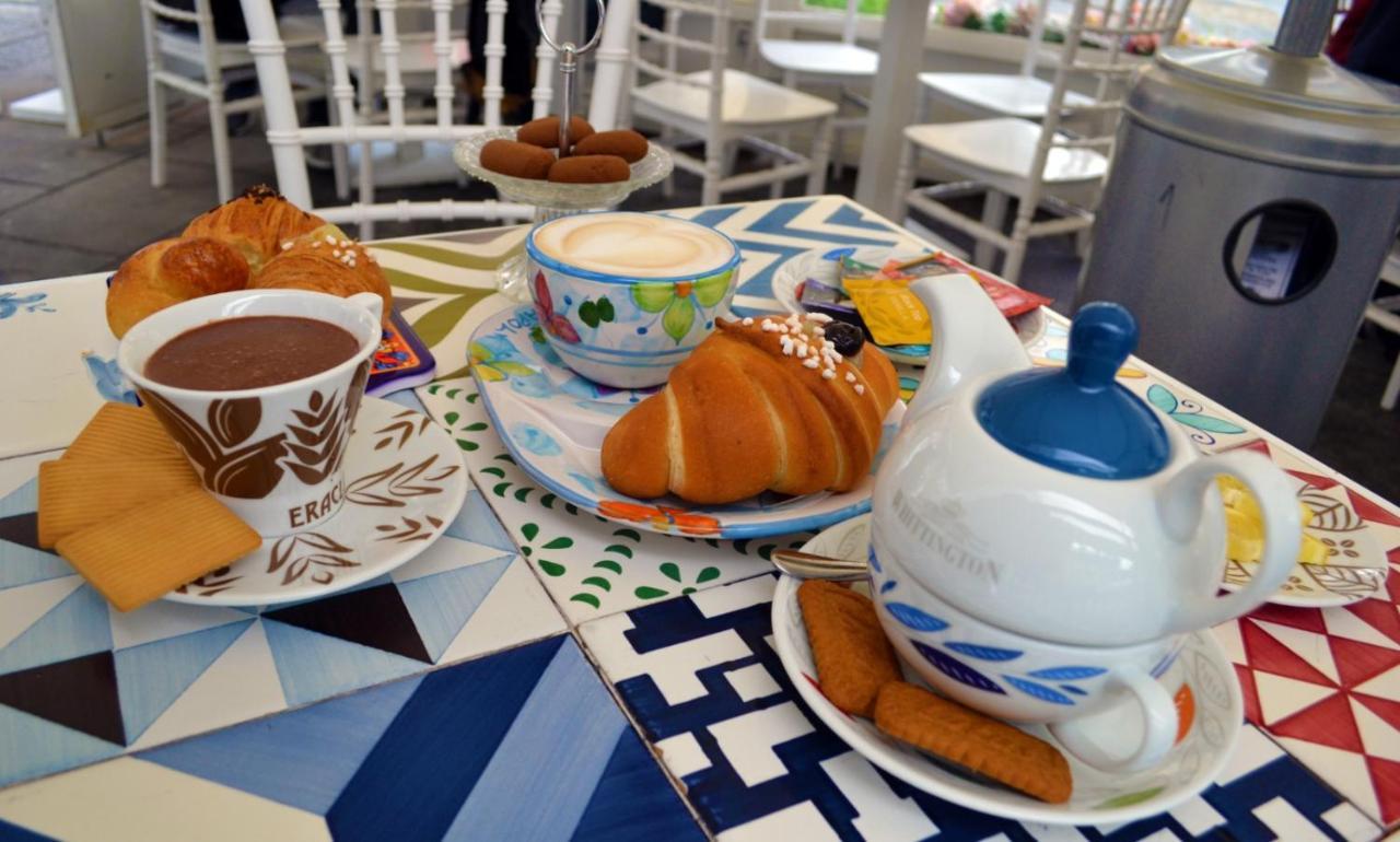 Bed & Breakfast Il Viaggio Di Dante Historical Center Napels