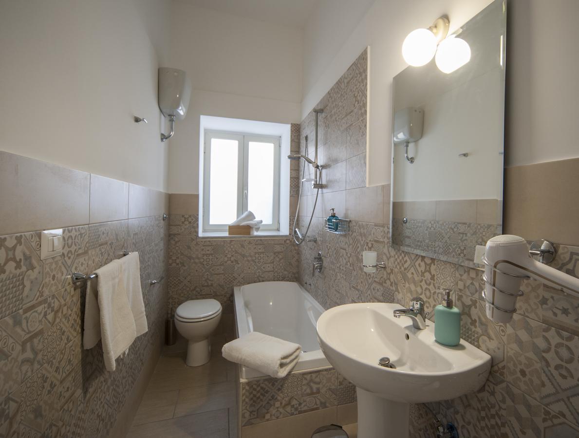 Bed & Breakfast Il Viaggio Di Dante Historical Center